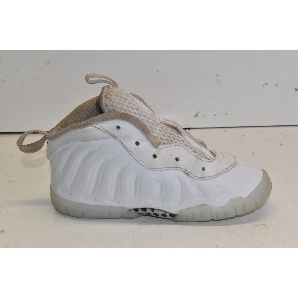 Nike Lilttle Posite One Triple White Sneakers Child Size 8C Hype Foam HQ1961-100